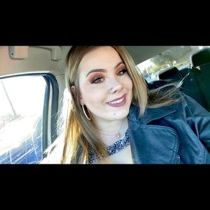 Meet your Posher, Micalyn